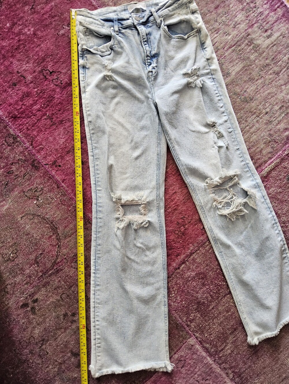 Risen Light Wash Distressed Straight-Leg Jeans - Picture 4 of 5